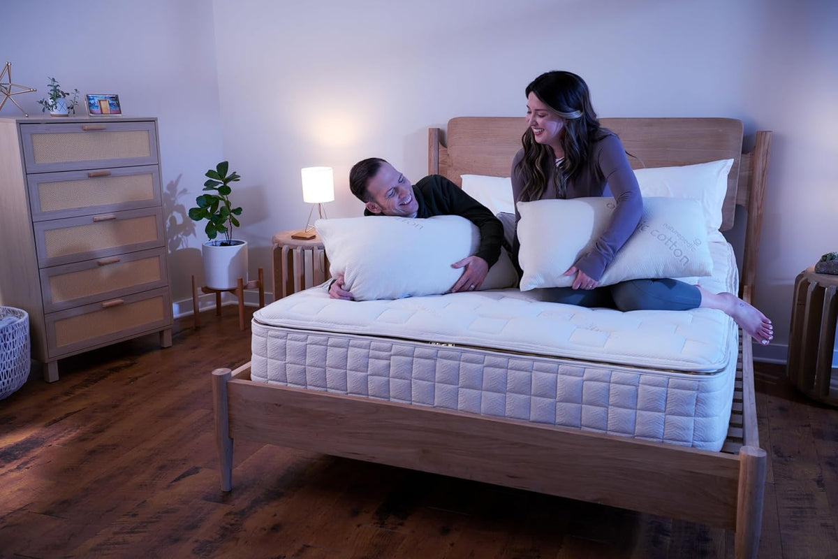 Naturepedic Organic Latex Pillow - Standard Bed Pillow with Soft Comfort - Luxury Pillow with Adjustable Fill for Comfortable Sleeping, Back Support and Neck Pain Relief